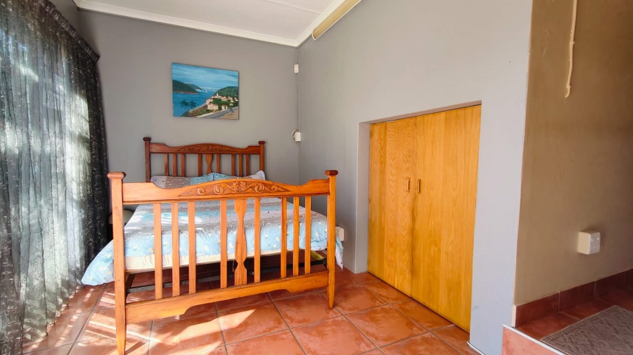 7 Bedroom Property for Sale in Bayview Western Cape